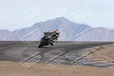 media/Nov-16-2025-Race Pace (Sun) [[8c5fa54630]]/Non Verified Riders (1st 20 Minutes)/6-Turn 12 (2pm)/